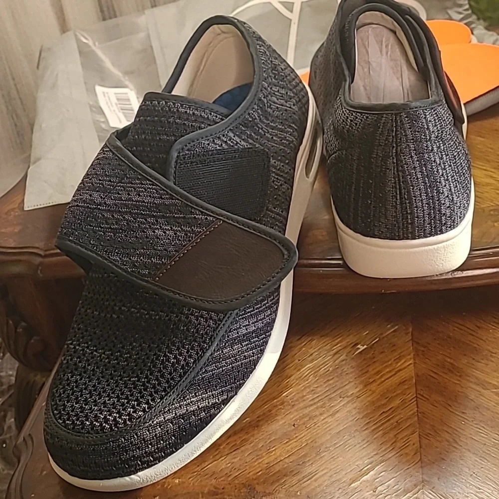 New in bag! Youyun Mens 13 Orthopedic memory foam comfy slip on gray shoes